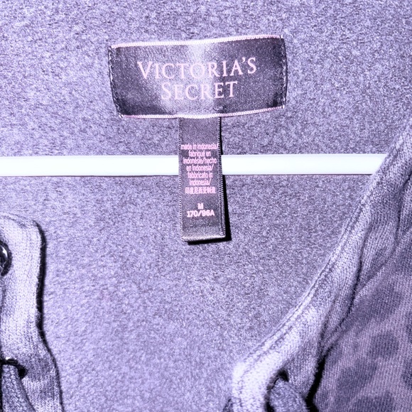 Victoria's Secret Gray Patterned Lace-Up Jacket - Picture 2 of 4